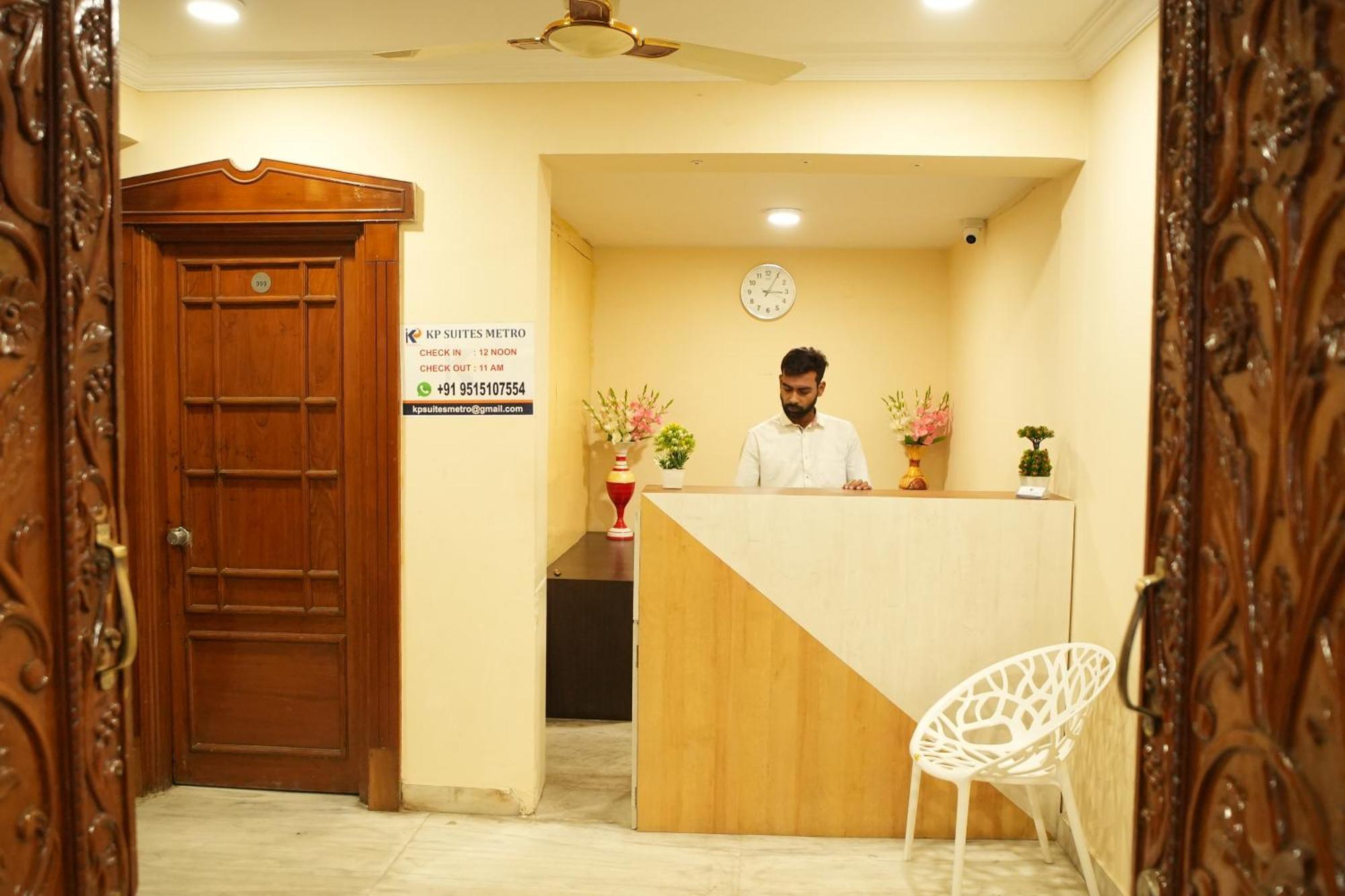 Hotel Kp Suites Metro Hyderabad Luaran gambar