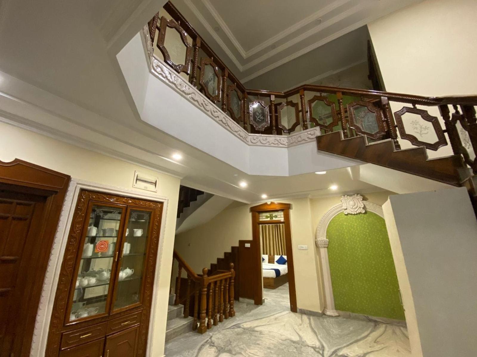 Hotel Kp Suites Metro Hyderabad Luaran gambar
